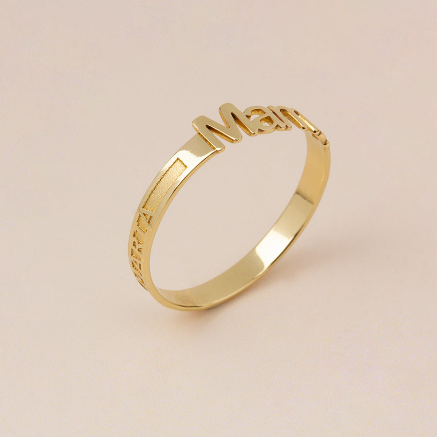 Anillo con nombre Personalizable Mama Oro